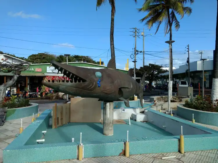 Hotels near La Barracuda