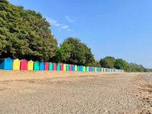 Llanbedrog Beach