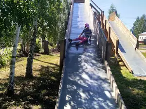 Plavatel'nyy Baseyn Zhemchuzhina