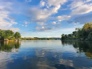 Claytor Lake