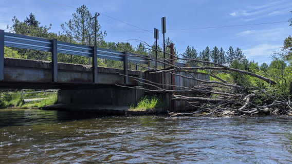 Stephan Bridge Canoe Kayak landing