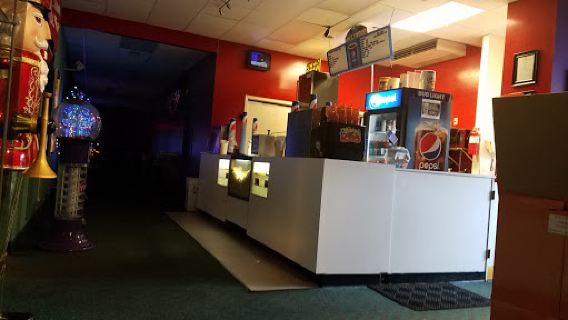 Hollywood Cinema