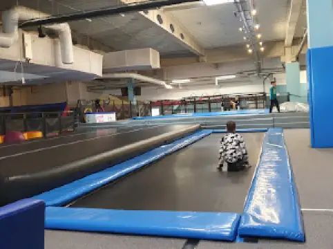 Jump2Sky - Trampoline Park