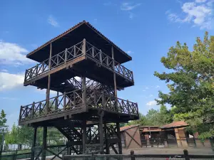 Güzler Piknik Alanı ve Evcil hayvan parkı