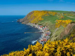 Crovie Village Viewpoint & Car Park