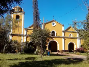 Pirayuense Cultural Center Simón Palmerola