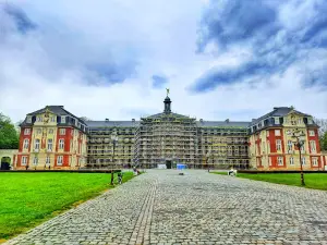 Schlossplatz