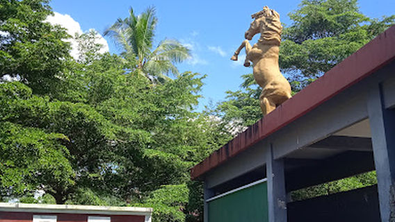 Taman Patung Kuda Mangottong