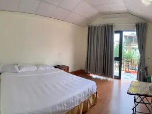 Di Tích Lịch Sử Cứ Điểm Hồng Cúm