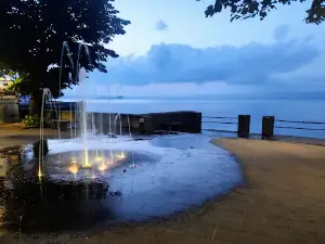Lungolago di Marta