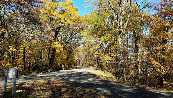 Chestoa View Parking Area & Viewpoint