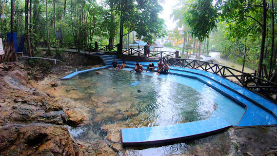 Kolam Air Panas La ( La Hot Springs)
