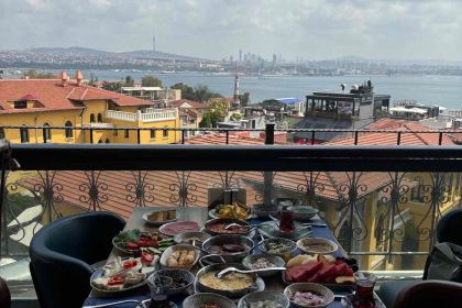 Seven Hills Restaurant