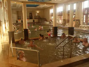 Thermal Swimming Pool Zhayvoronok-Pachirta