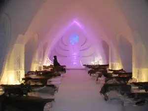 Hotel de Glace