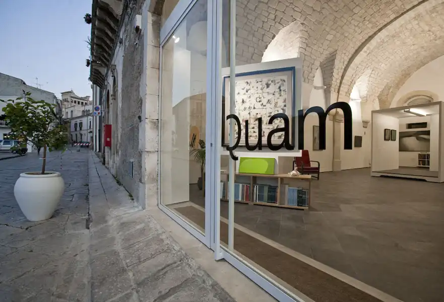 Hotels near Quam
