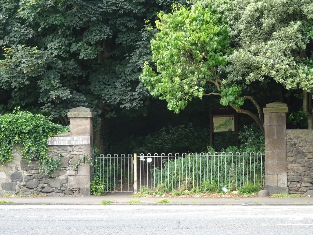 5_Characters from Kidnapped statue