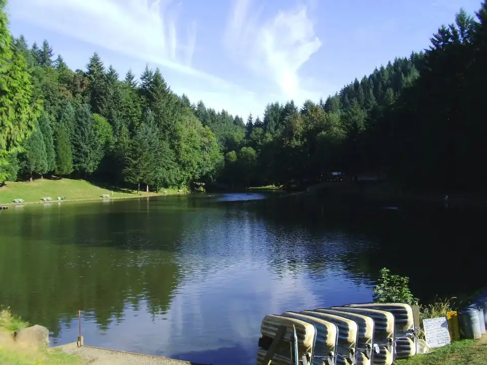 Hotels near Horning's Hideout