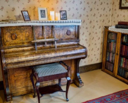 香港-伊斯特伍德 機票酒店 自由行