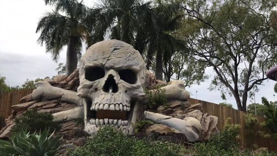 42nd Battalion Memorial Pool. Waterslides & Mini Golf