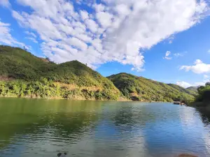 Khu bảo tồn Thiên nhiên Pù Hu