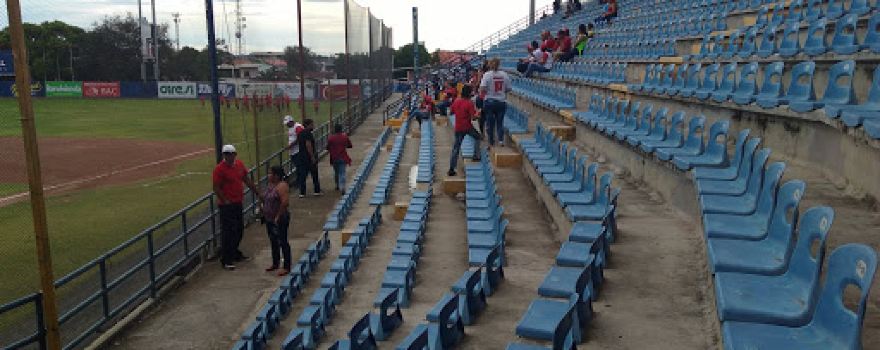 Softball box Aguadulce