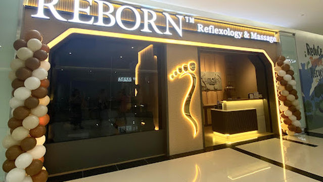 REBORN GRAND BATAM mall