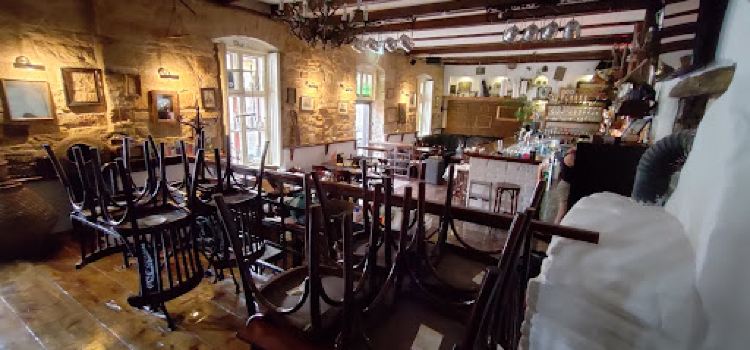 Ánizs Café & Pub