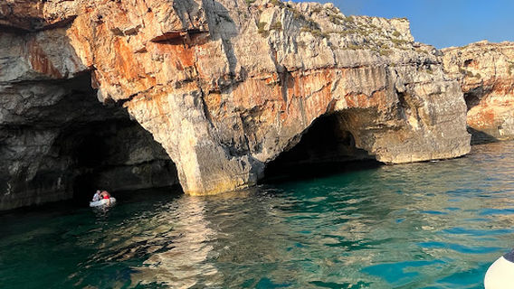 Devil's Cave