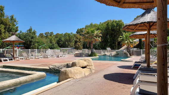 Camping La Pinède