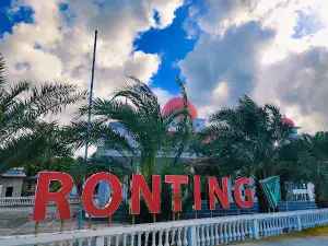 MASJID KUBAH MERAH PUTIH AL ISTIQAMAH DOMPET DHUAFA, RONTING
