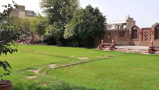 Lal Haveli Jampur