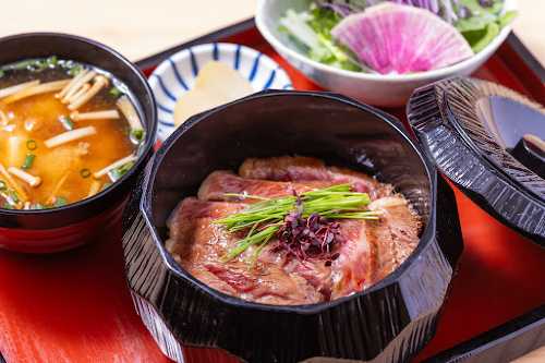 SUKIYAKI FUJIMOTO