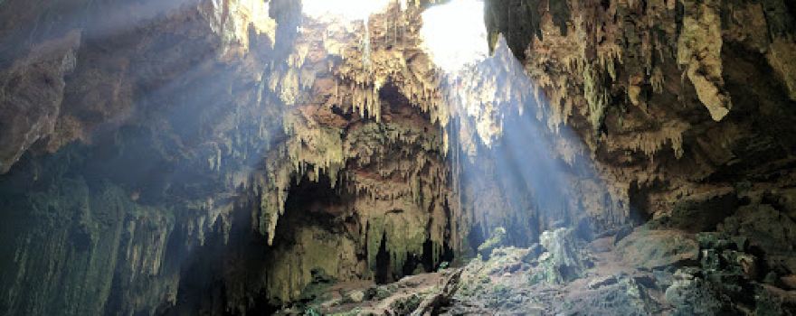 Grottoes Loltún