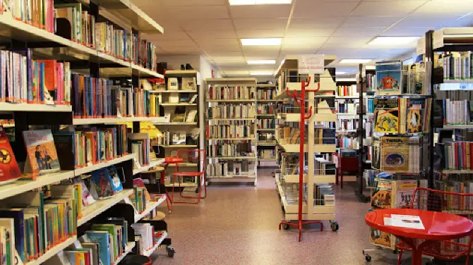 Library De Champéry