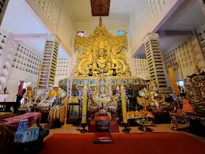 Wat Phra That Suthon Mongkhon Khiri