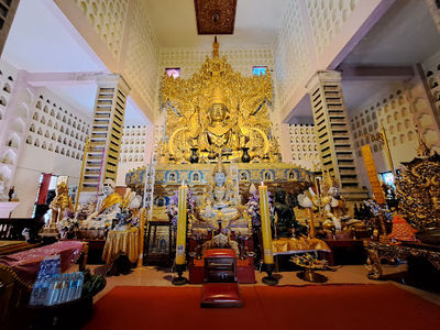 Wat Phra That Suthon Mongkhon Khiri