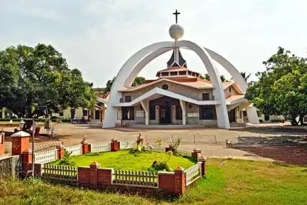 Hotels near Infant Jesus Shrine