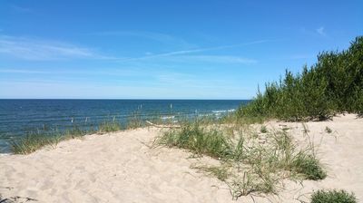 Melnrage Beach