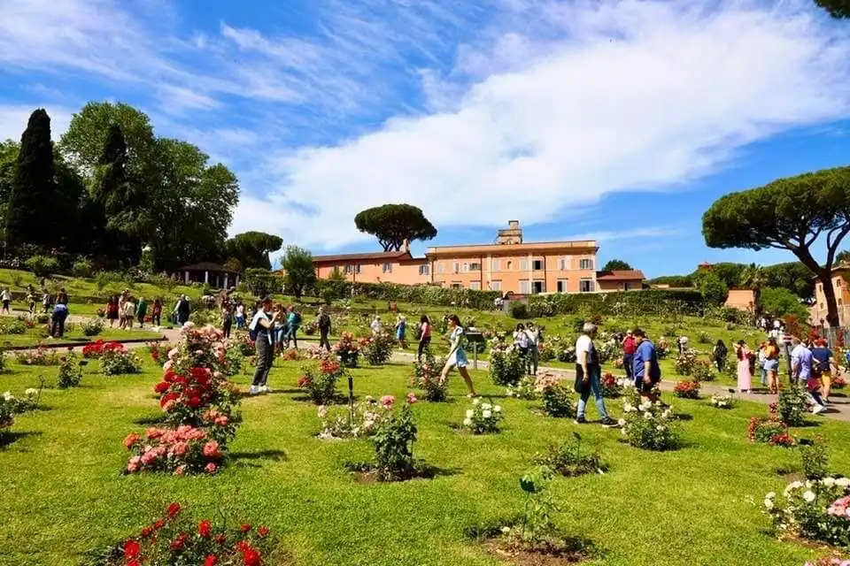 Hotels near Roseto Comunale