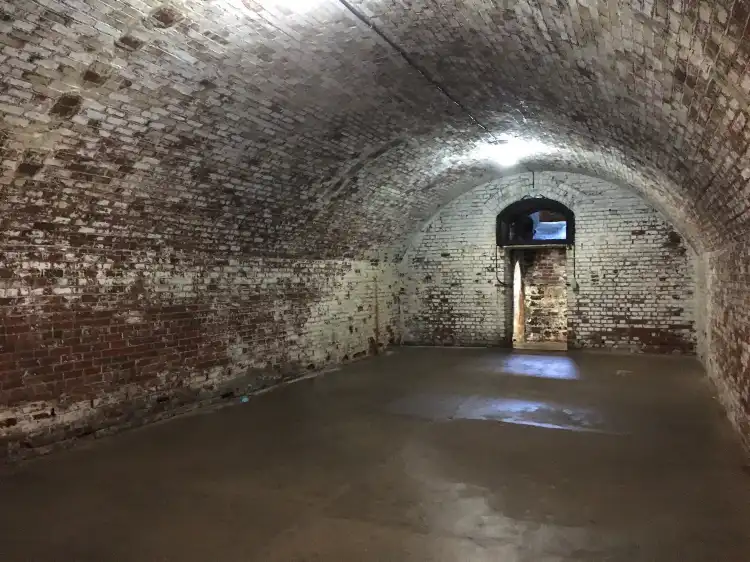 Hotels near Georges Island National Historic Site