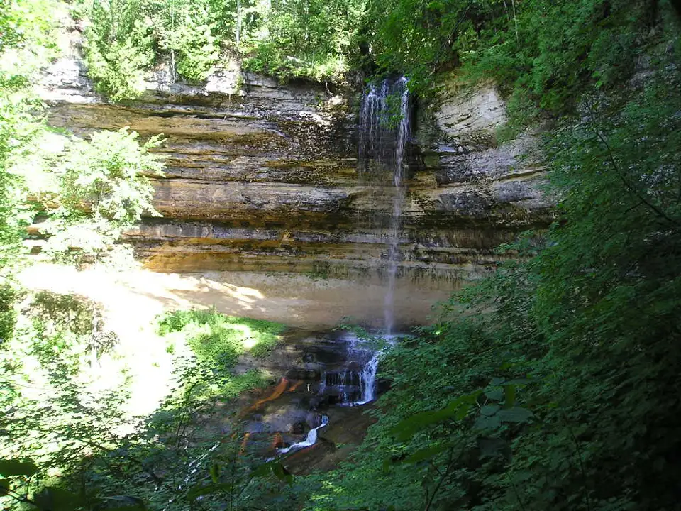 3_Munising Falls