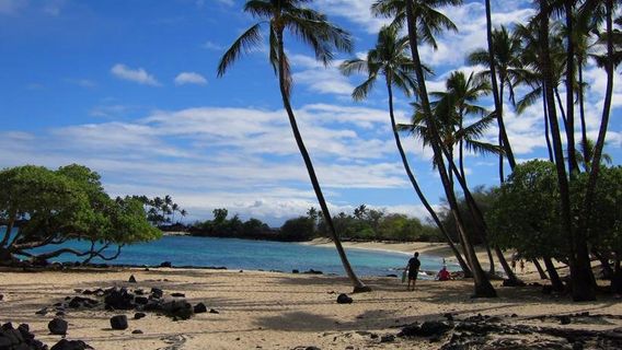 Mahai'ula beach