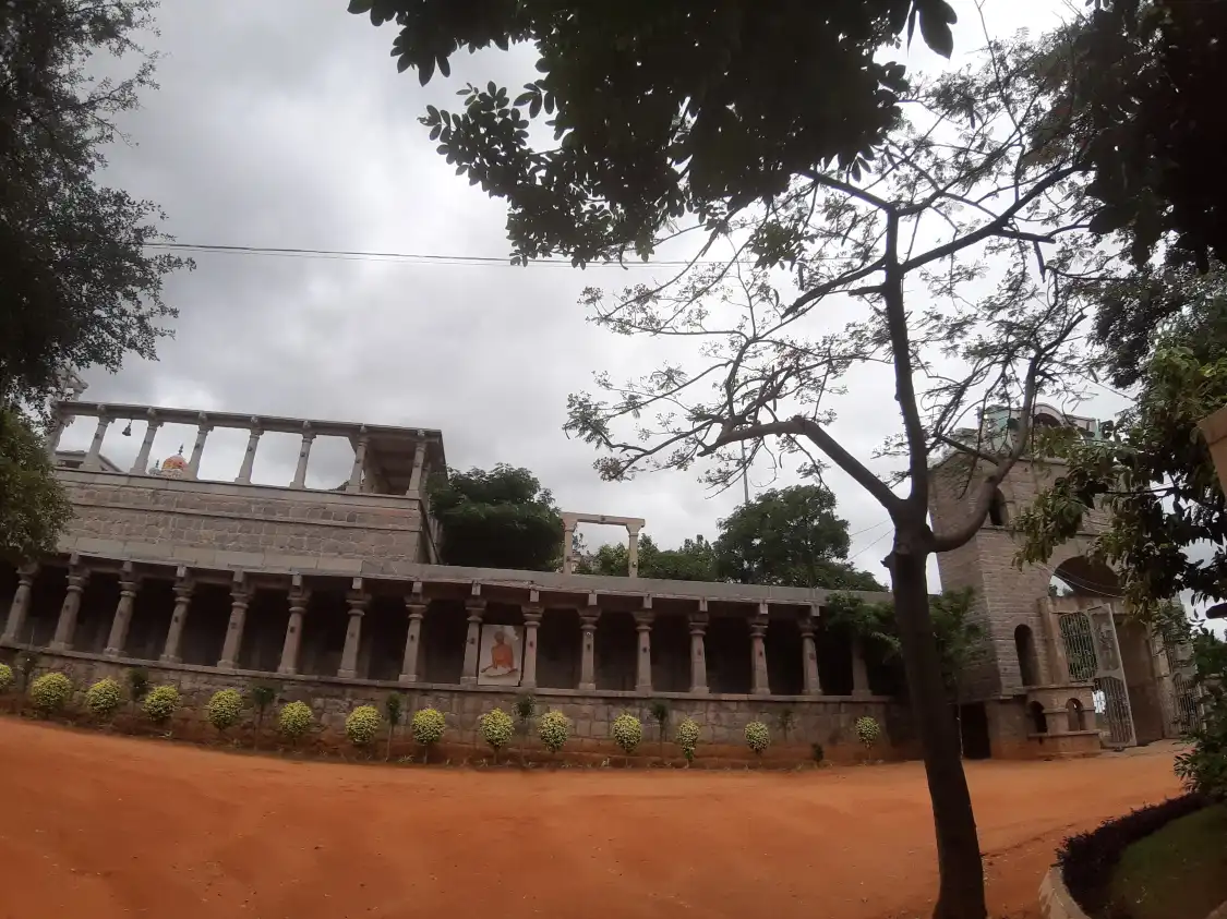 Hotels near Gavisiddeshwara Temple