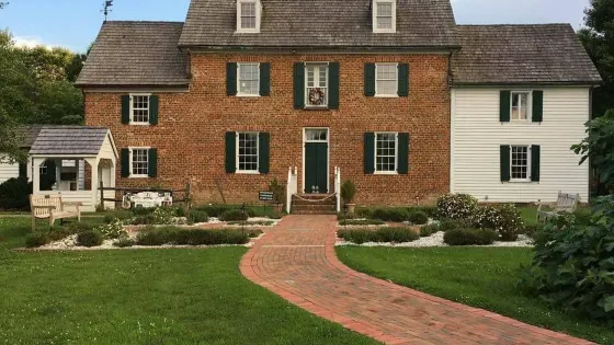 Ferry Plantation House