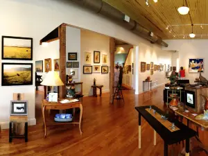 Davis & Blevins Gallery