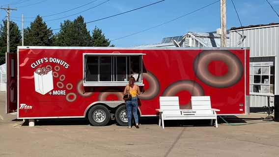 Selmi's Greenhouse & Family Farm