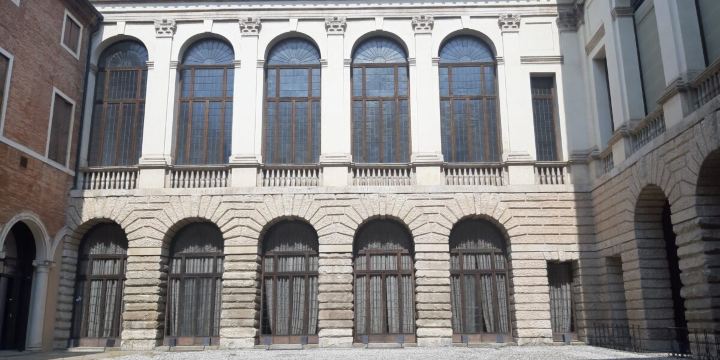 Palazzo Thiene