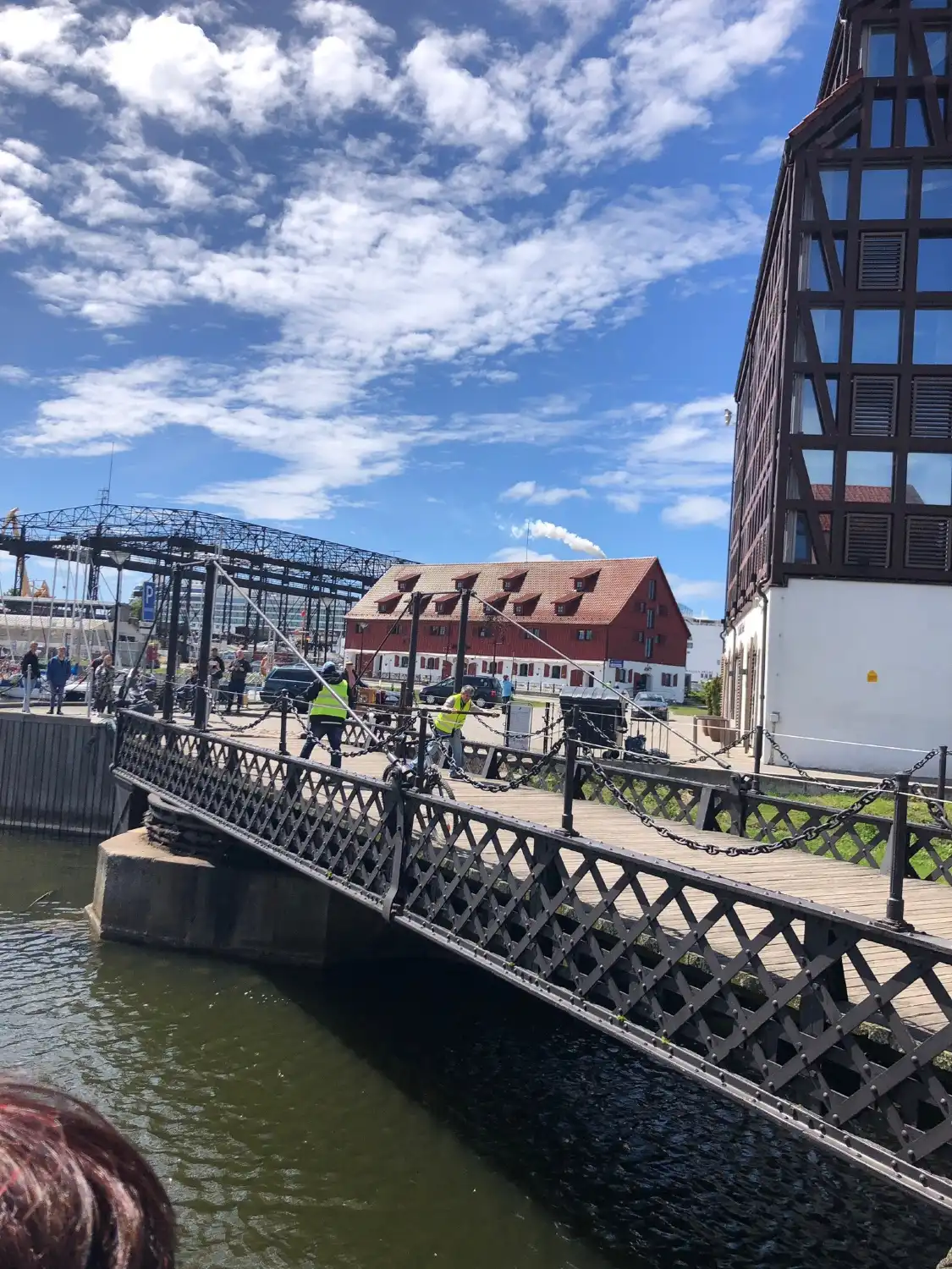Hotels near Chain Bridge