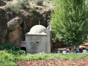 Akbora Mausoleum